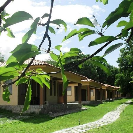 Perperеshka River Villas Stremtsi Bagian luar foto