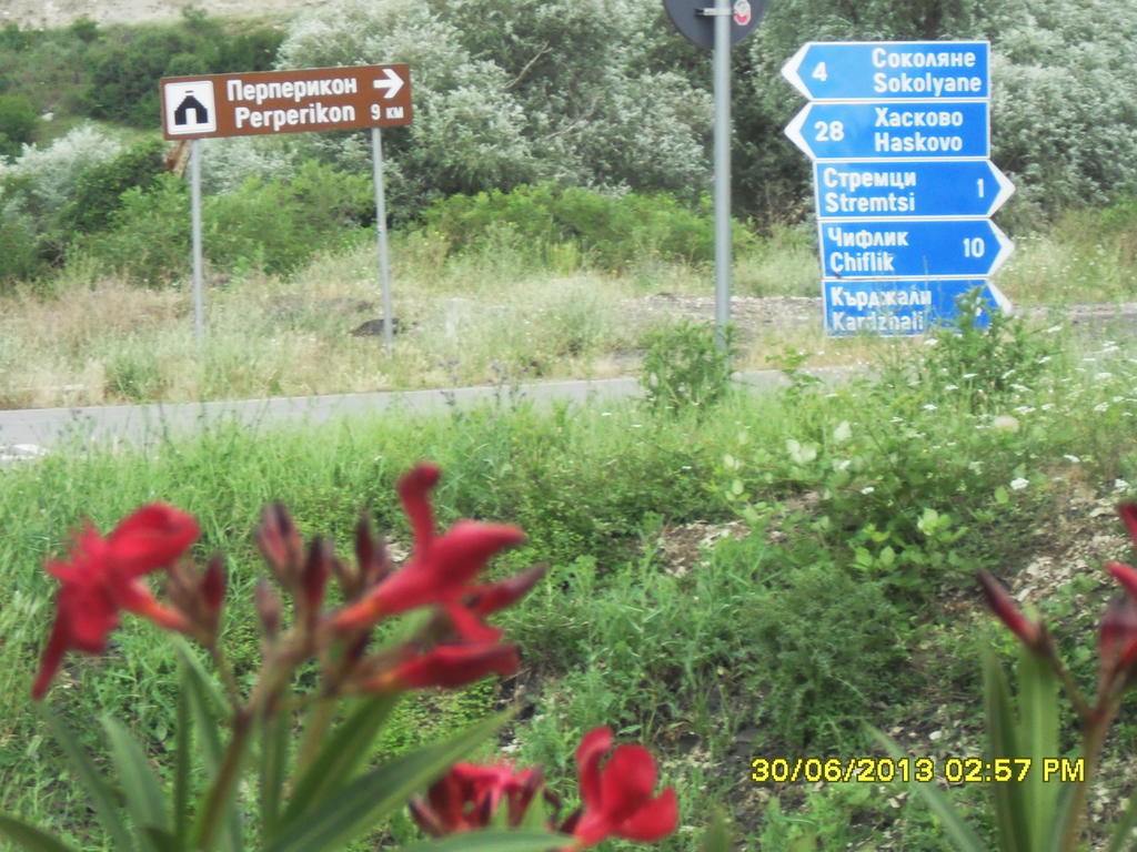 Perperеshka River Villas Stremtsi Bagian luar foto