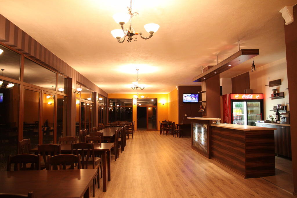 Perperеshka River Villas Stremtsi Bagian luar foto