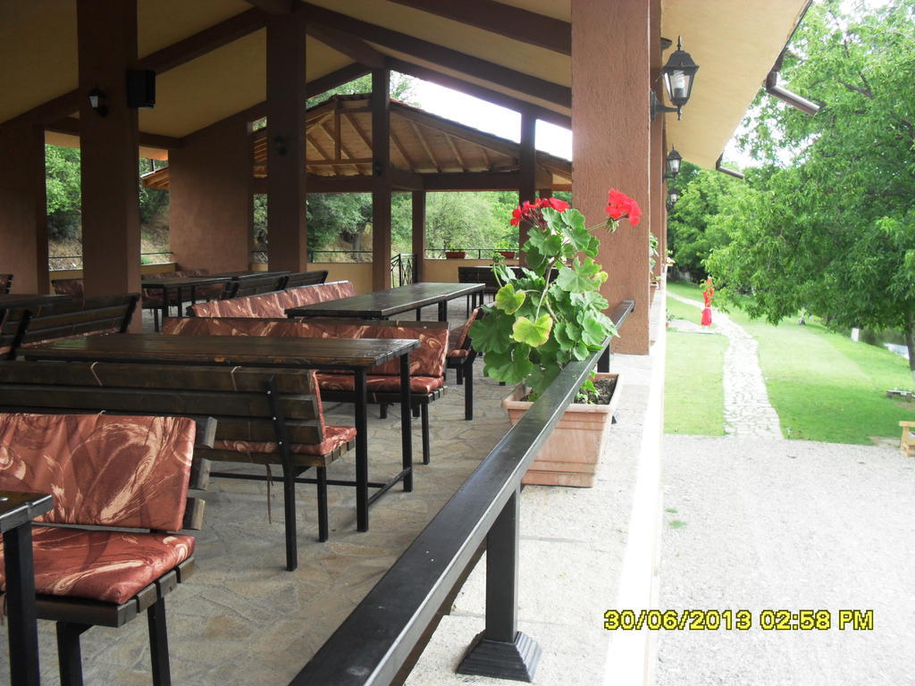 Perperеshka River Villas Stremtsi Bagian luar foto