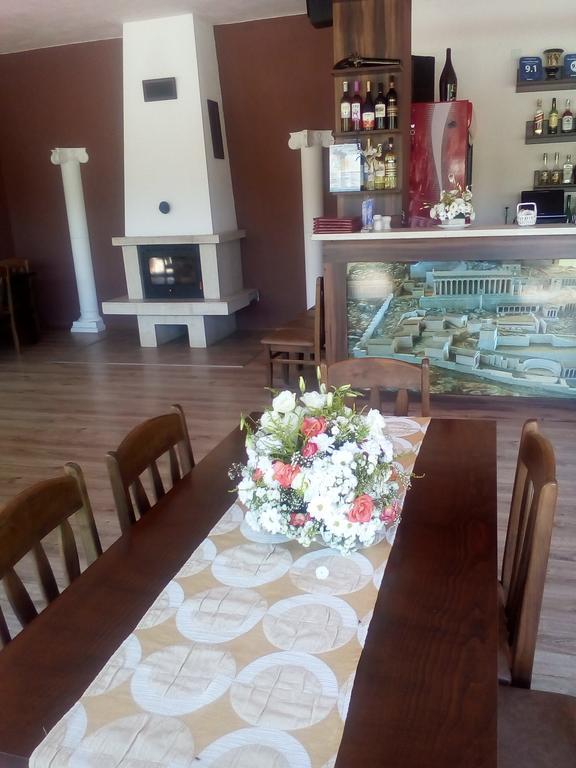 Perperеshka River Villas Stremtsi Bagian luar foto