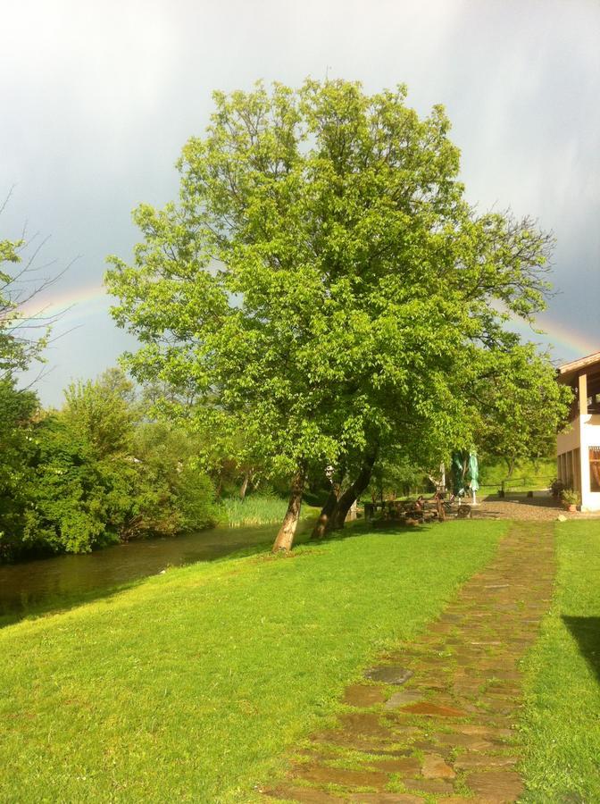 Perperеshka River Villas Stremtsi Bagian luar foto