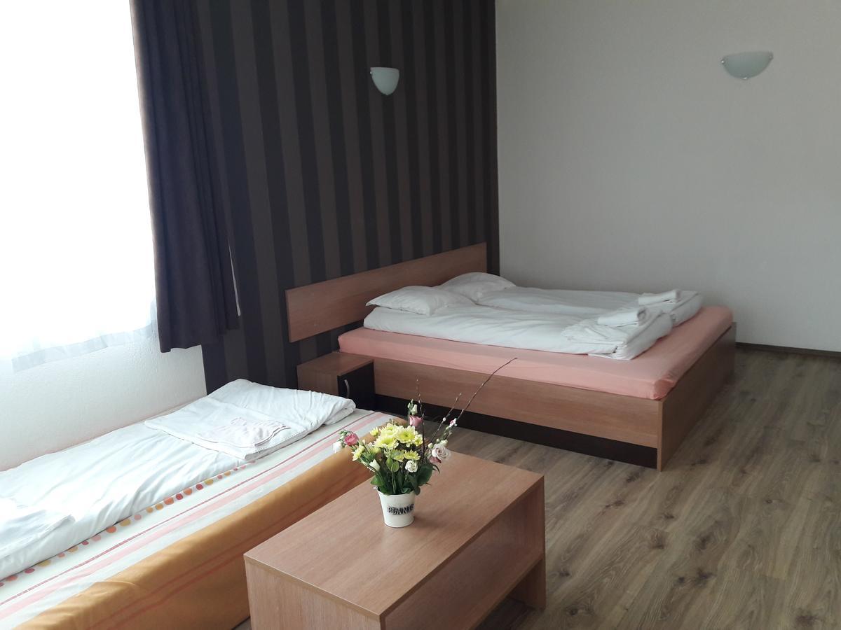 Perperеshka River Villas Stremtsi Bagian luar foto