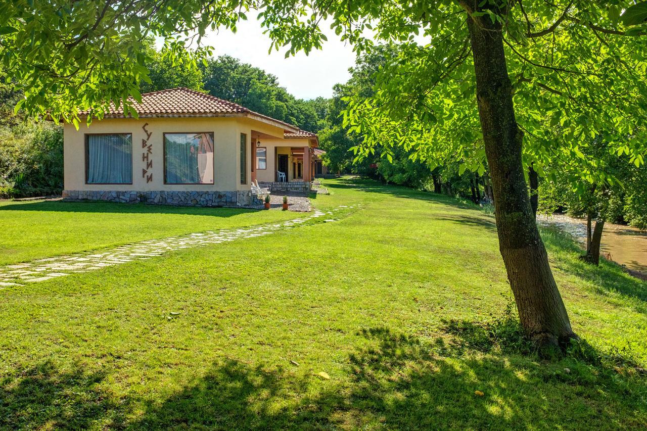 Perperеshka River Villas Stremtsi Bagian luar foto